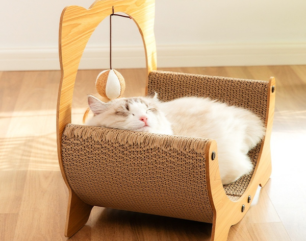 Nid et planche à gratter pour chat en bois durable